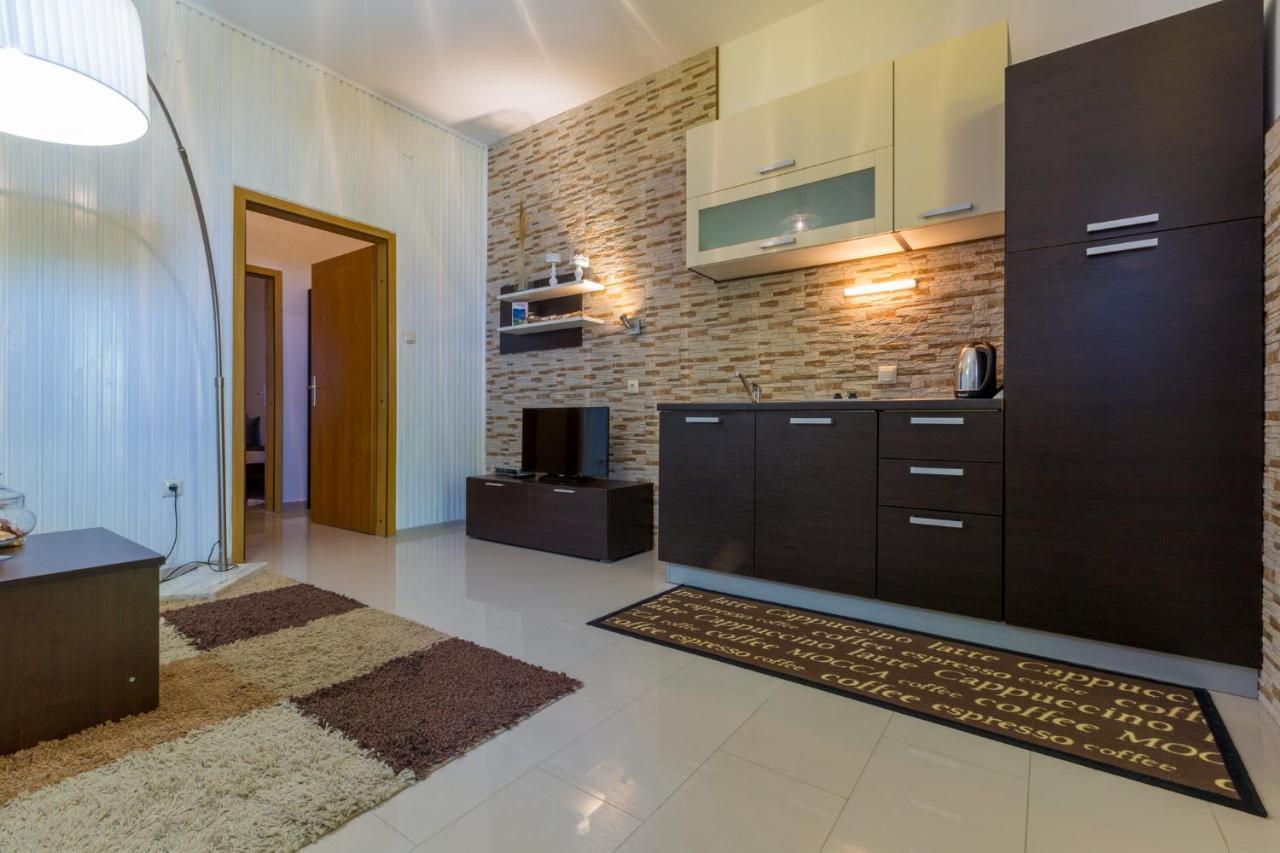 Apartamento Branka Crikvenica Exterior foto
