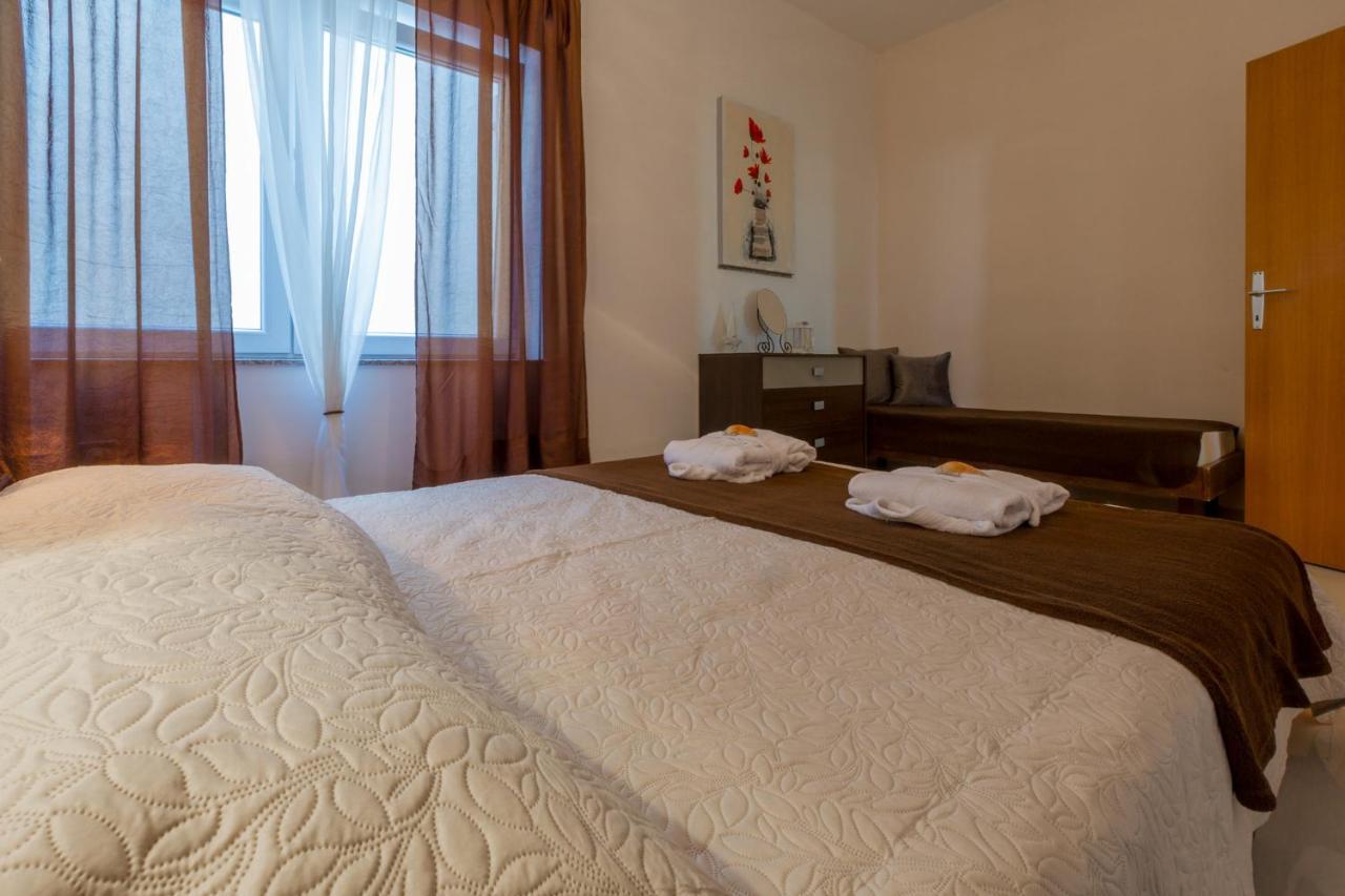 Apartamento Branka Crikvenica Exterior foto